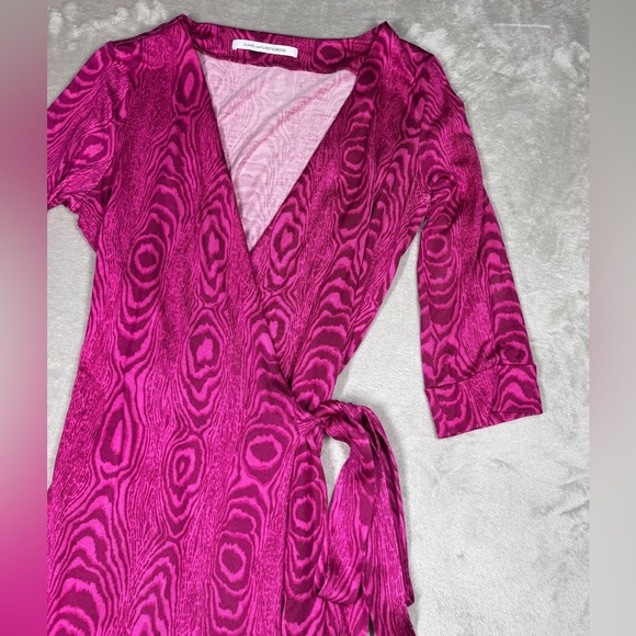 Diane Von Furstenberg DVF 100% Silk Julian Two Grain Pink Wrap Mini Dress Size 0 - Picture 6 of 16